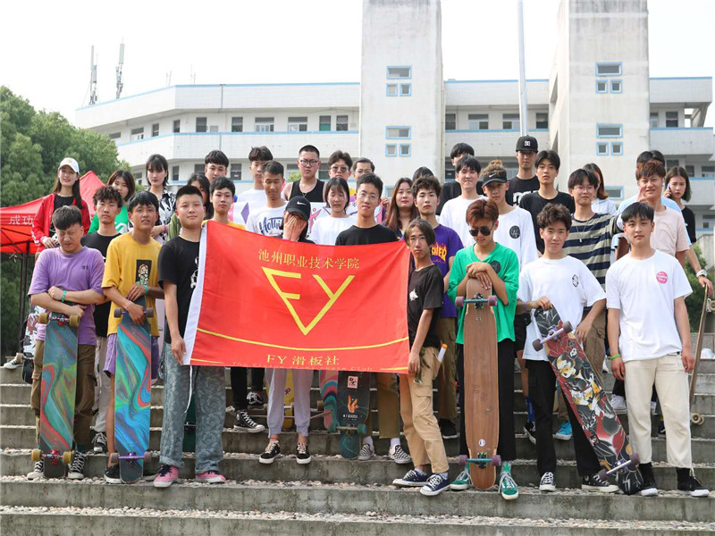 大合照2_94557.jpg 大合照2.jpg
