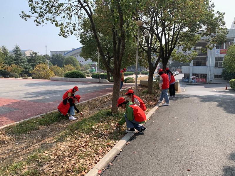 文明创建校园清白1_30661.jpg 文明创建校园清白1.jpg