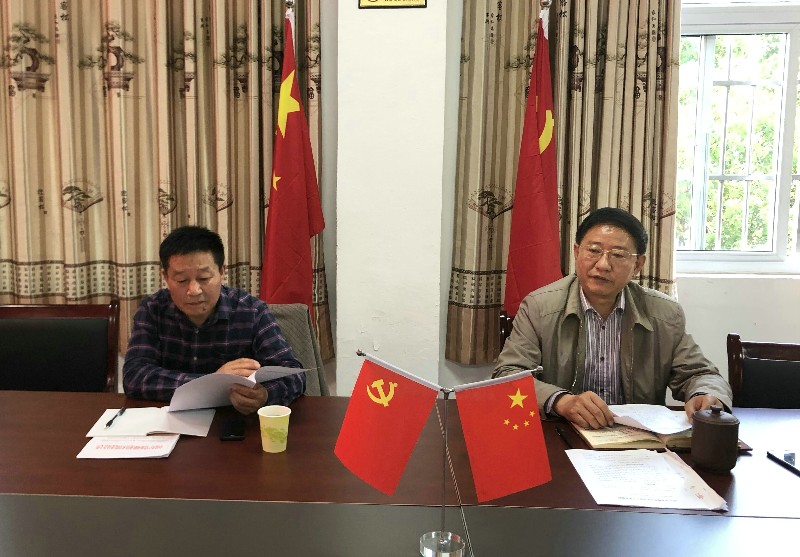 民主生活会2_79137.jpg 民主生活会2.jpg