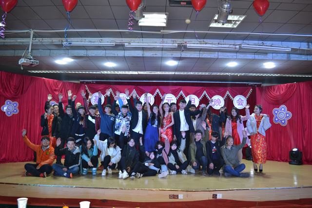 17元旦晚会9_91773.jpg 17元旦晚会9.JPG