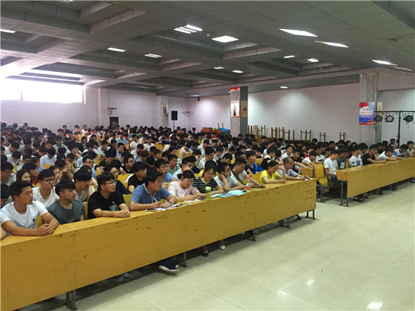 20170525顶岗实习动员大会2_96728.jpg