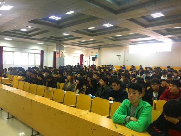 20181120校园安全大班会3_副本_77373.jpg