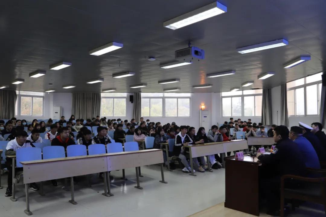 1616330857666423.jpg 指挥交通培训2.jpg