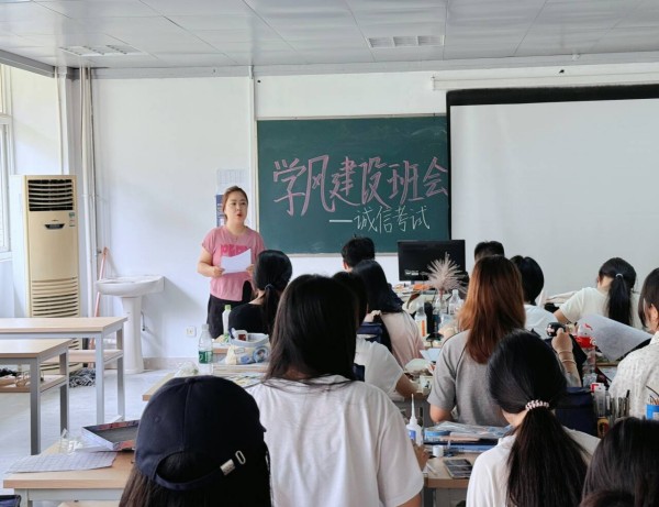 1750585884620968.jpg 李海霞.jpg