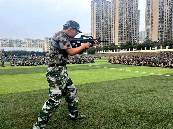 1761704292199674.jpg 微信图片_20251028180814_176_130.jpg
