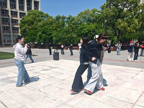 1778035234666326.jpg 3(1).jpg