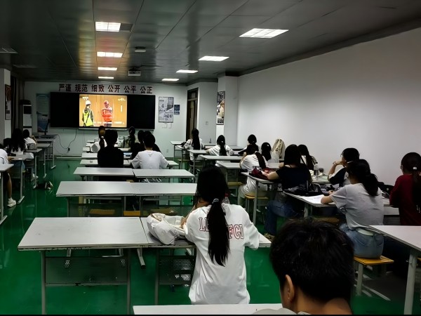 1780220311317812.jpg 25风景班.jpg