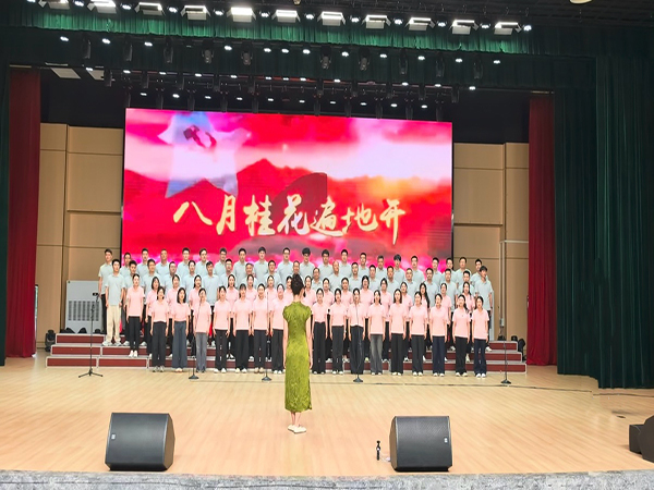 五大联赛直播官网成功举办第三届“移动杯”大学生合唱比赛
